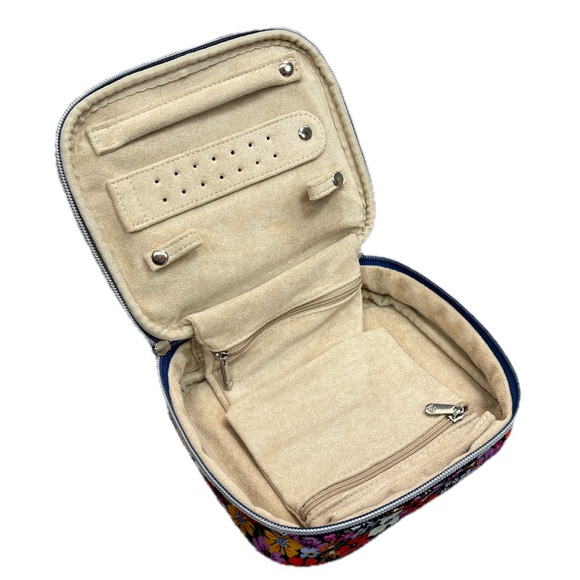 Brighton Painted Poppies Jewelry Case, NWT. - Picture 3 of 4